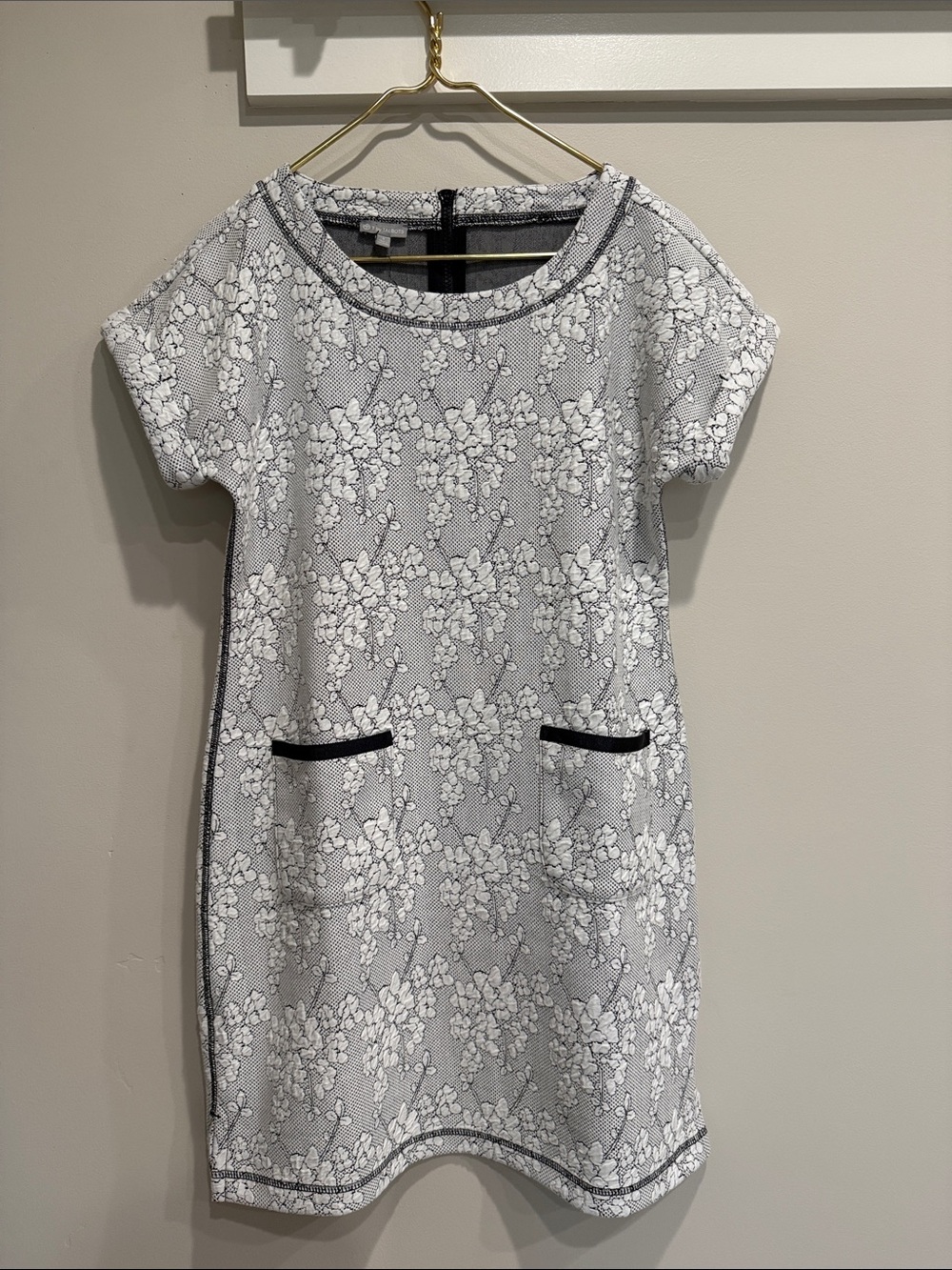 NEW WITH TAGS BEAUTIFUL TALBOTS DRESS!
